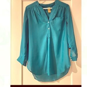 Beautiful loose fitting blouse